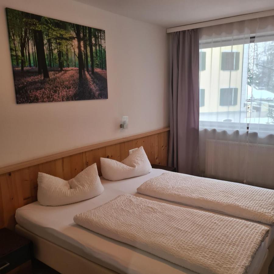 Gasthof Hotel Kirchenwirt Цель-ам-Циллер Экстерьер фото