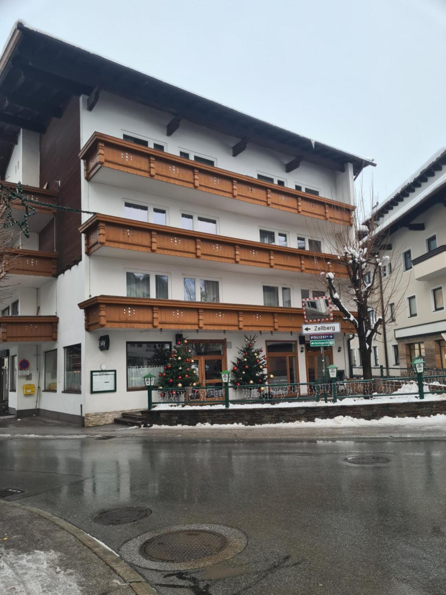 Gasthof Hotel Kirchenwirt Цель-ам-Циллер Экстерьер фото